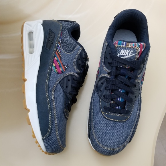 Nike Air Max 90 Men's Premium Shoes - Picture 3 of 8